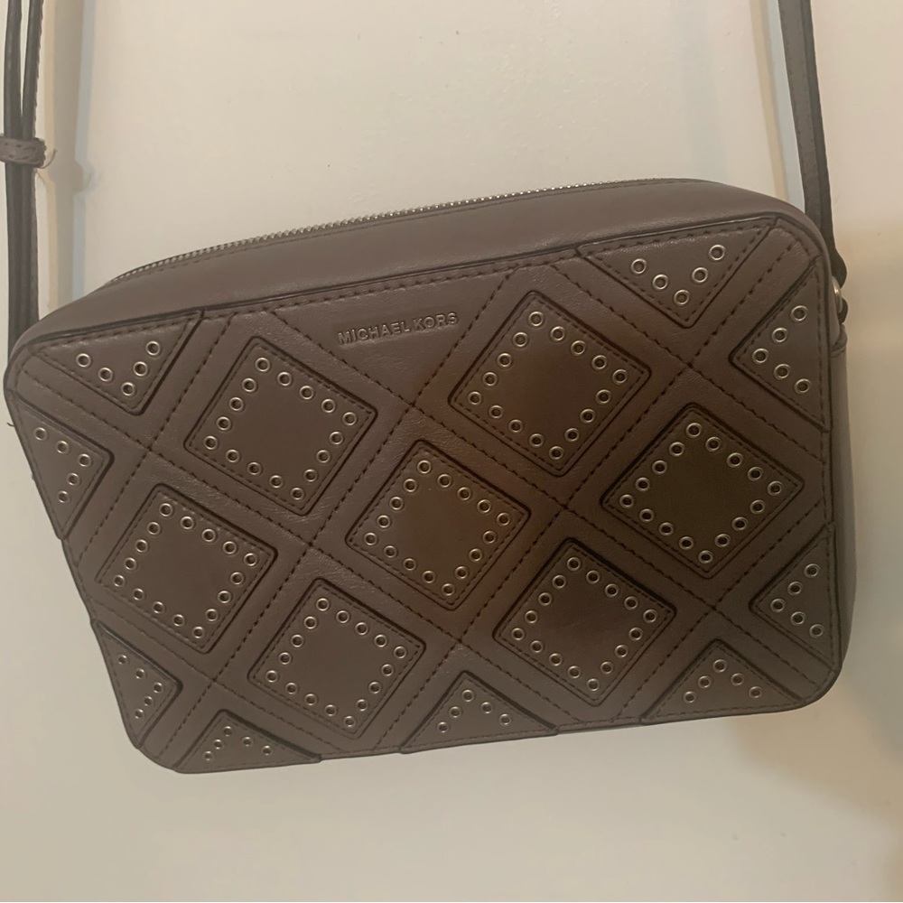 Michael Kors Crossbody Bag Purse Beige Grey Color